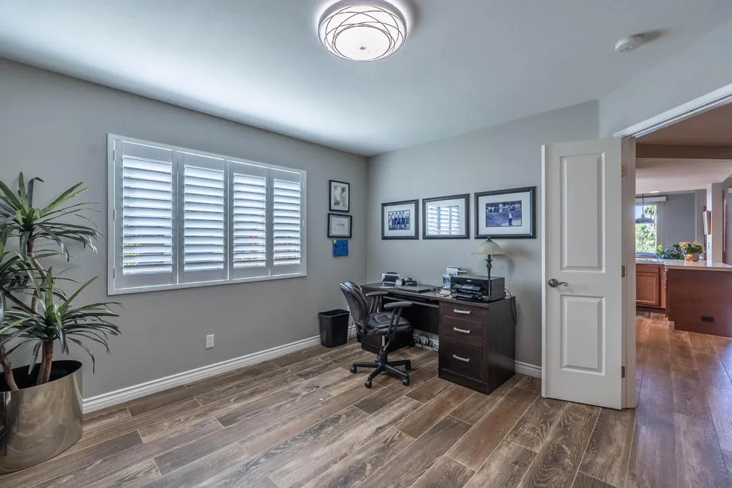 76130 Honeysuckle Drive, Palm Desert, California 92211 home-pic-24